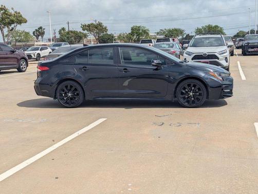 Black Sand Pearl 2022 Toyota Corolla SE