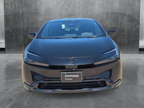 2025 Toyota Prius L
