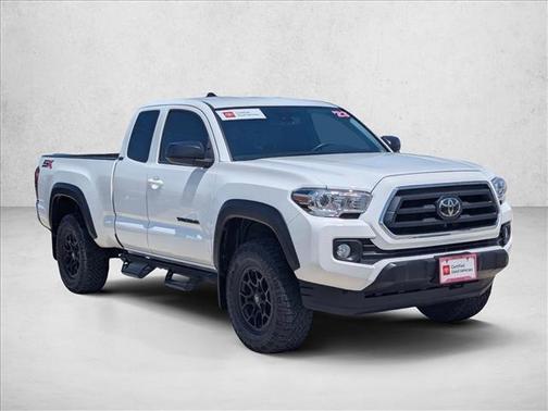 Ice Cap 2023 Toyota Tacoma SR5