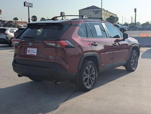 2024 Toyota RAV4 Hybrid XLE Premium