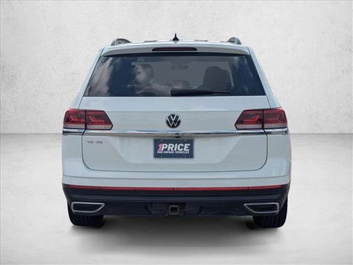 Pure White 2021 Volkswagen Atlas 3.6L SE w/Technology