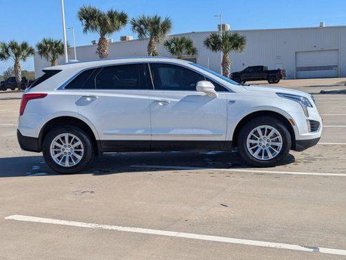 2019 Cadillac XT5 Base