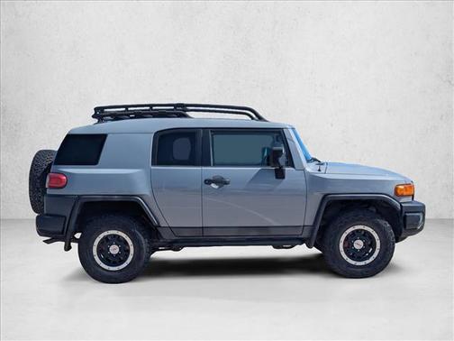 2013 Toyota FJ Cruiser Base