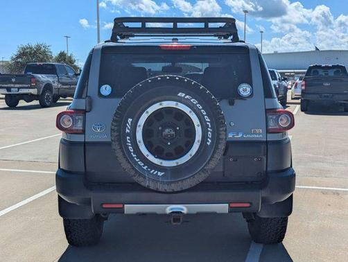 2013 Toyota FJ Cruiser Base