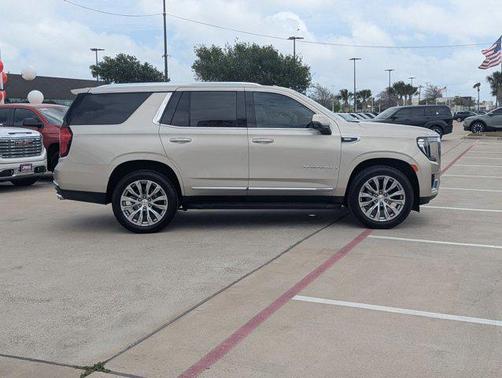 Pearl Beige Metallic 2022 GMC Yukon Denali