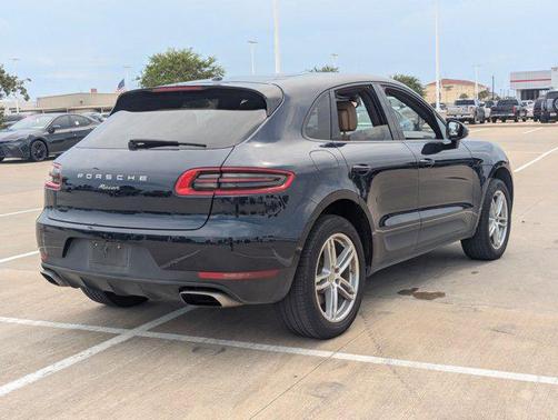 2017 Porsche Macan AWD