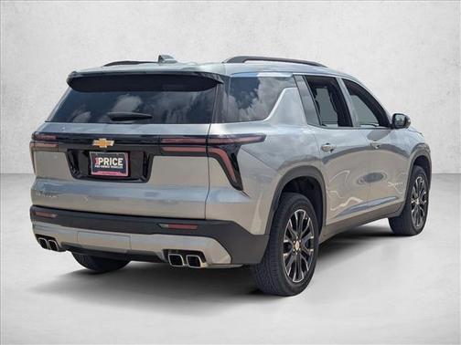 Sterling Gray Metallic 2025 Chevrolet Traverse LT