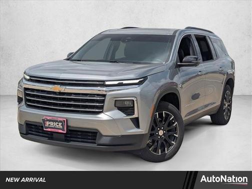 Sterling Gray Metallic 2025 Chevrolet Traverse LT