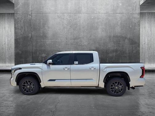 2025 Toyota Tundra Hybrid Platinum