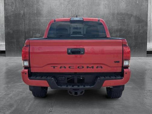 2018 Toyota Tacoma TRD Sport