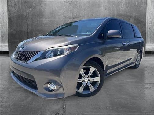2014 Toyota Sienna SE