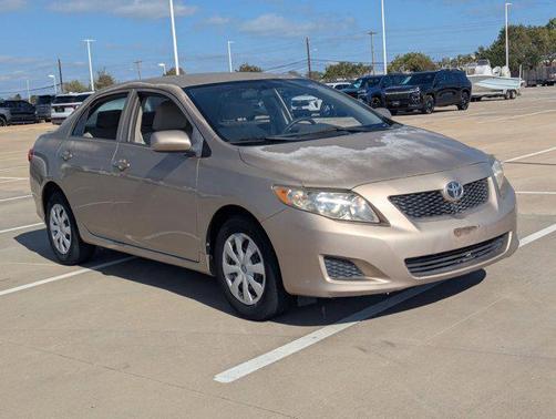 2010 Toyota Corolla LE