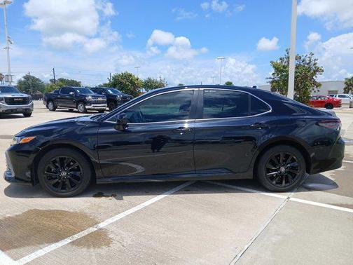 2024 Toyota Camry LE