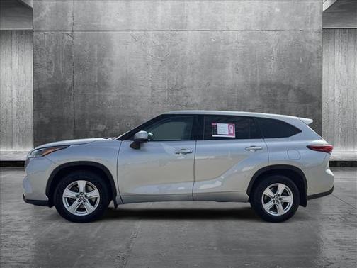 2021 Toyota Highlander LE