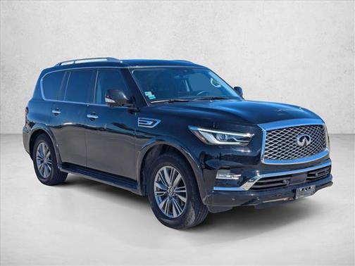 2022 INFINITI QX80 Luxe