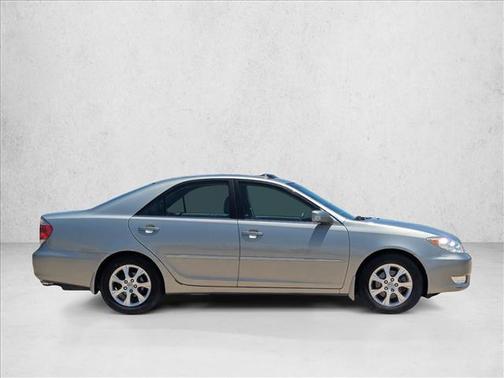 Lunar Mist Metallic 2005 Toyota Camry XLE V6