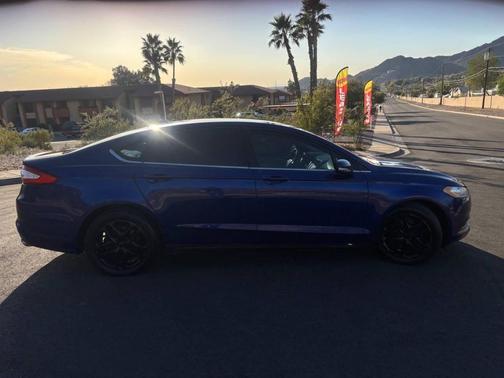 Deep Impact Blue 2016 Ford Fusion SE
