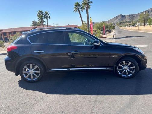 2016 INFINITI QX50 Base