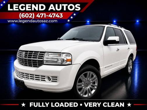 White Platinum Metallic Tri-Coat 2011 Lincoln Navigator Base