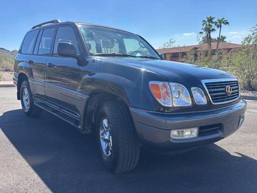 2001 Lexus LX 470 Base