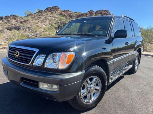 2001 Lexus LX 470 Base