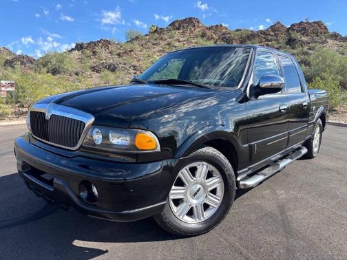 2002 Lincoln Blackwood Base 4dr Crew Cab SB 2WD