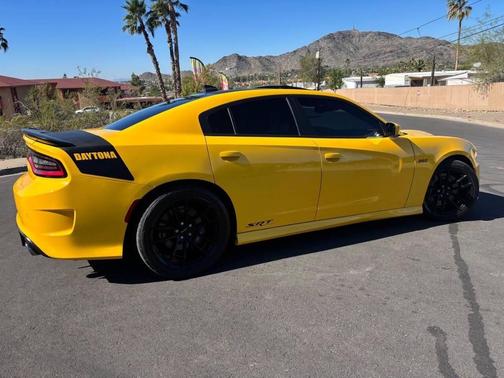 2017 Dodge Charger SE