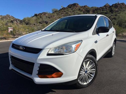 2014 Ford Escape S