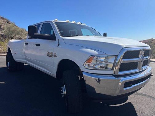 Bright White Clearcoat 2016 RAM 3500 Tradesman