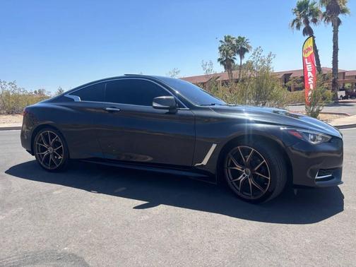 Black Obsidian 2017 INFINITI Q60 2.0t Premium