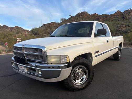 1999 Dodge Ram 2500 SLT
