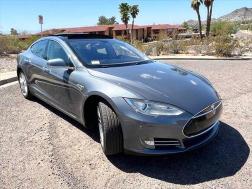 2013 Tesla Model S Base