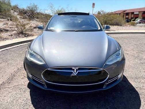 2013 Tesla Model S Base