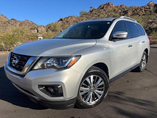 2018 Nissan Pathfinder SV