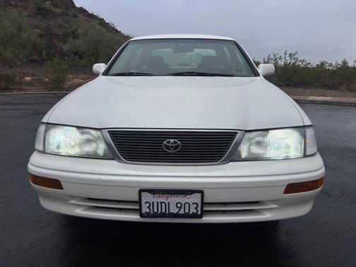 1997 Toyota Avalon XLS