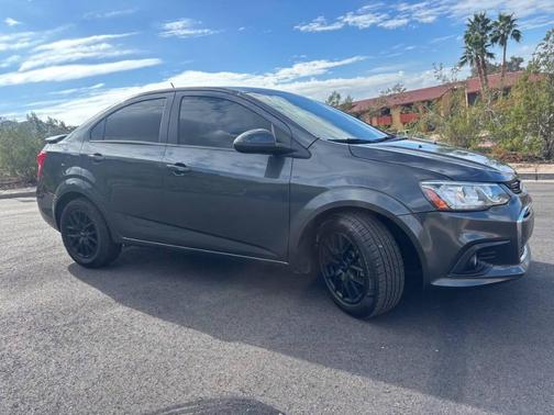 2020 Chevrolet Sonic FWD Sedan LS