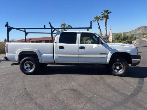 2005 Chevrolet Silverado 2500 LS H/D Crew Cab