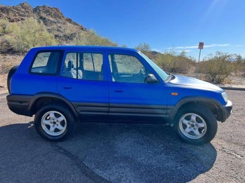 1997 Toyota RAV4 Base
