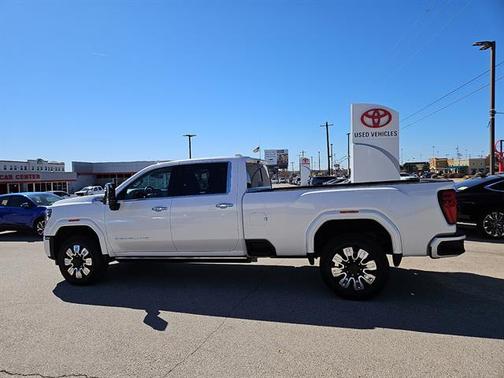 2025 GMC Sierra 3500 Denali