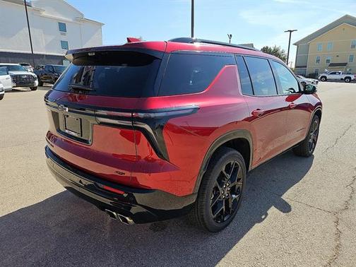 2024 Chevrolet Traverse RS