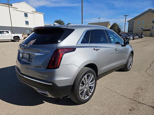 2025 Cadillac XT5 Premium Luxury