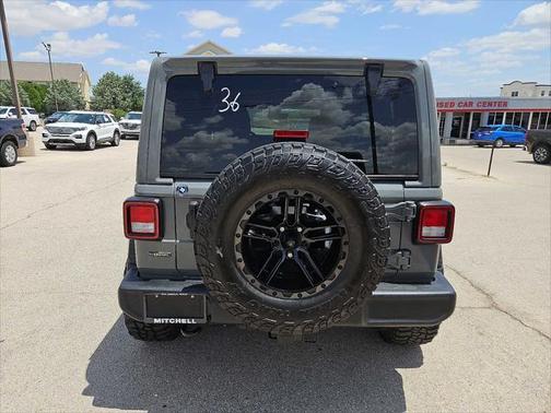 2022 Jeep Wrangler Unlimited Sport