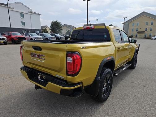 2023 GMC Canyon Elevation