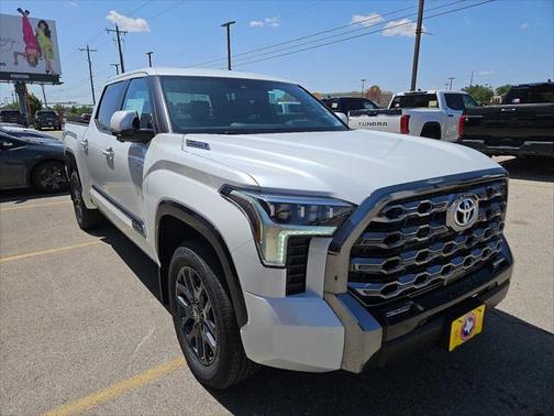2025 Toyota Tundra Hybrid Platinum