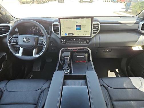2025 Toyota Tundra Hybrid Platinum