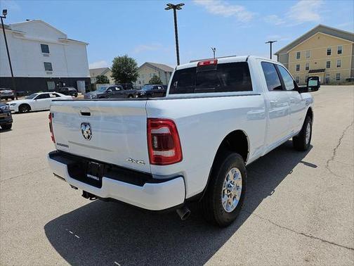 2024 RAM 2500 Laramie Crew Cab 4x4 6'4' Box