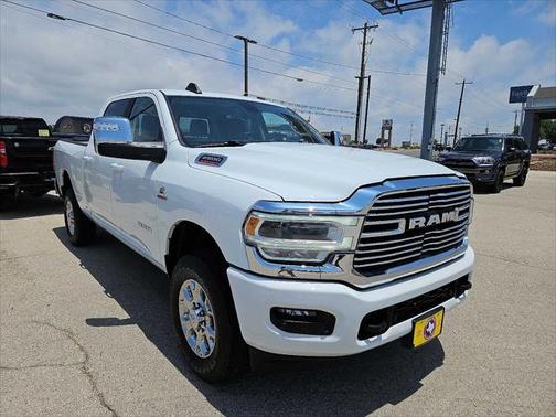 2024 RAM 2500 Laramie Crew Cab 4x4 6'4' Box