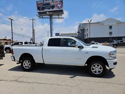 2024 RAM 2500 Laramie Crew Cab 4x4 6'4' Box