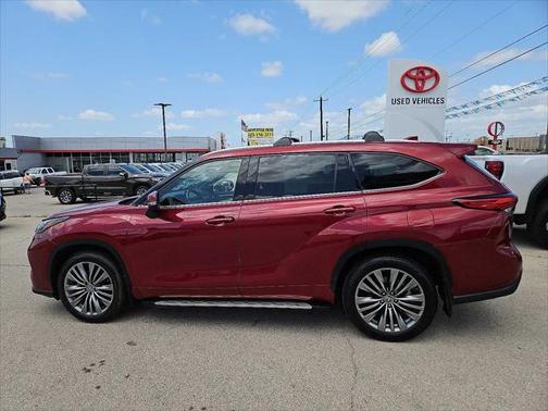 2021 Toyota Highlander Platinum