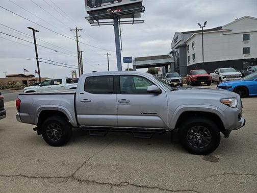 2020 Toyota Tacoma SR5